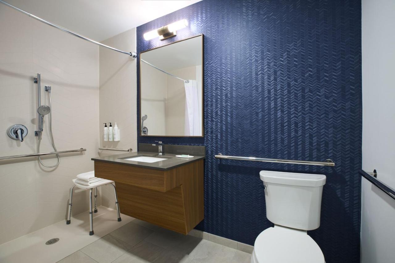 Fairfield Inn And Suites By Marriott Уинчестър Екстериор снимка